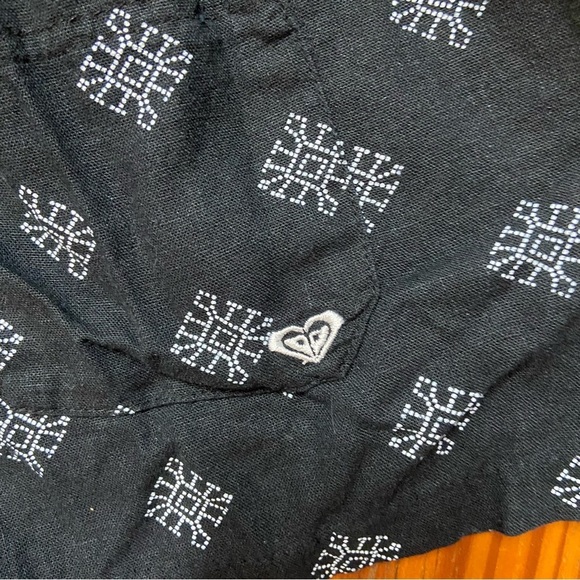 Roxy Women’s Linen Viscose Shorts Size L Black Drawstring Waist Beach Surf Sand - Picture 7 of 12